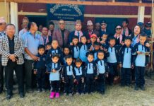 प्याब्सन अर्जुनधाराद्वारा पोशाक तथा शैक्षिक सामग्री वितरण