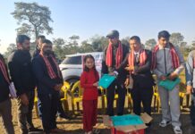 भद्रपुरमा जेसीज सप्ताह सुरु : ढेना वस्तीका बालबालिकालाई शैक्षिक सामग्री वितरण