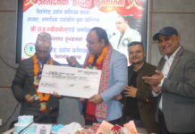 संघका अध्यक्ष न्यौपानेद्वारा जन्मदिनको अवसरमा राहत कोषमा ५१ हजार सहयोग