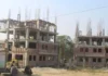 ठेकेदारको लापरबाहीले स्थानीय तहका प्रशासनिक भवन अलपत्र