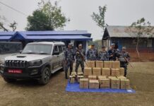 इलामबाट भित्राइएको भारतीय मदिरा झापामा बरामद