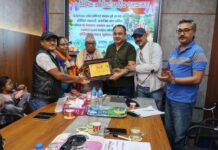 बैवाहिक वर्षगाँठमा अग्रवाल दम्पतीद्वारा राहत कोषलाई सहयोग