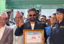 एमाले अध्यक्ष ओलीलाई ५० हजार मतान्तरले पराजीत गर्दै झापा ५ मा बालेन्द्र शाह निर्वाचित