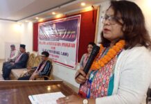 मनमोहन विश्वविद्यालयमा पुराना विद्यार्थीलाई पुरस्कार नयाँलाई स्वागत