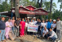 इलाम–झापा मैत्री समाजद्वारा पाउ पाथीभरा मन्दिर परिसर सरसफाई