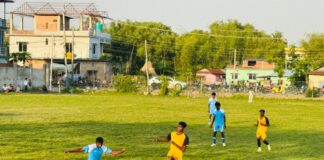 आयोजक सन्थाल जाति उत्थान सेवा समाज बिर्तामोड सेमिफाइनलमा