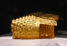 १४ महिनापछि स्वदेश फर्कियो २५०० वर्ष पुरानो अमूल्य सुनौलो हेलमेट